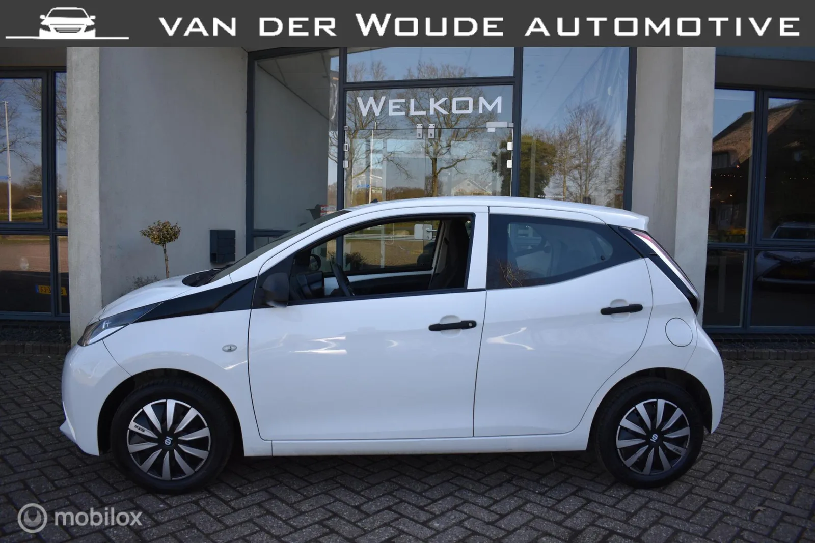 Toyota Aygo (2018) — foto 1