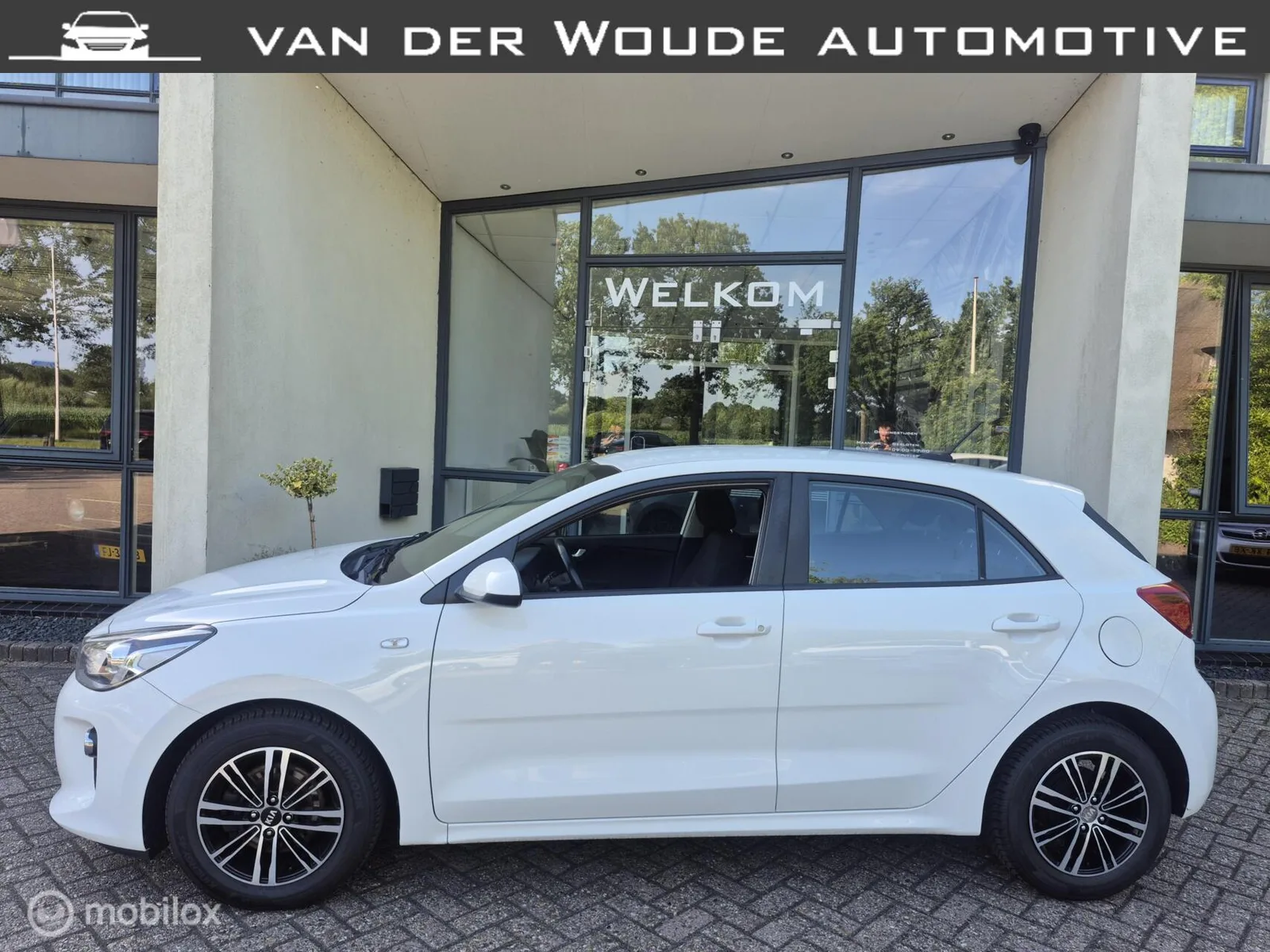 Kia Rio (2018) — foto 1