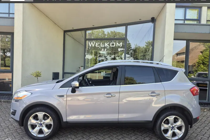 Ford Kuga (2011)
