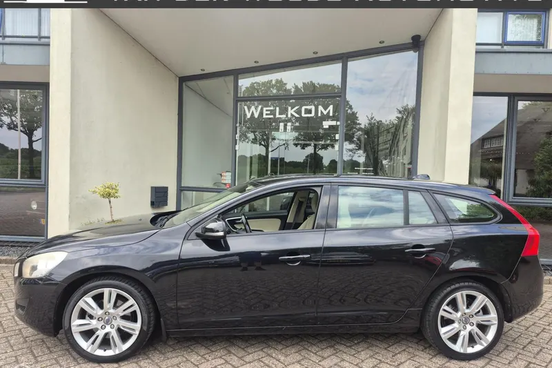 Volvo V60 (2011)