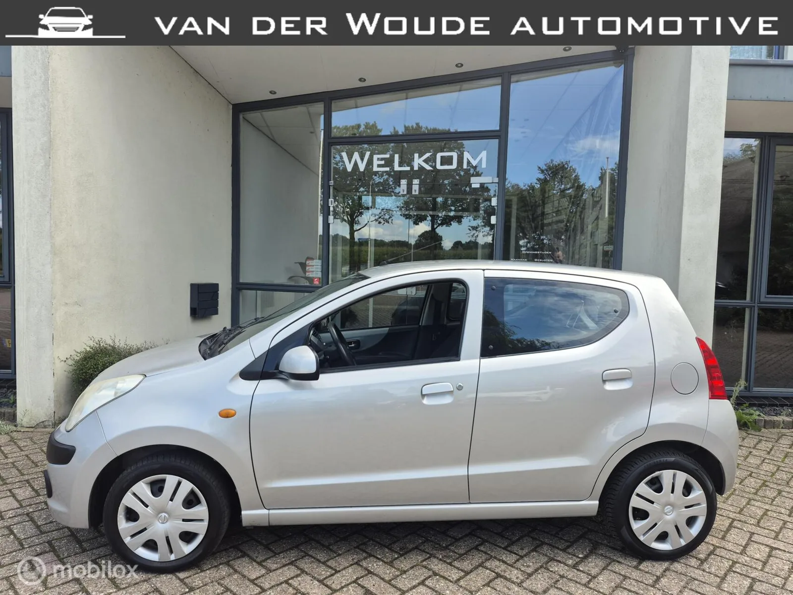 Nissan Pixo (2009) — foto 1