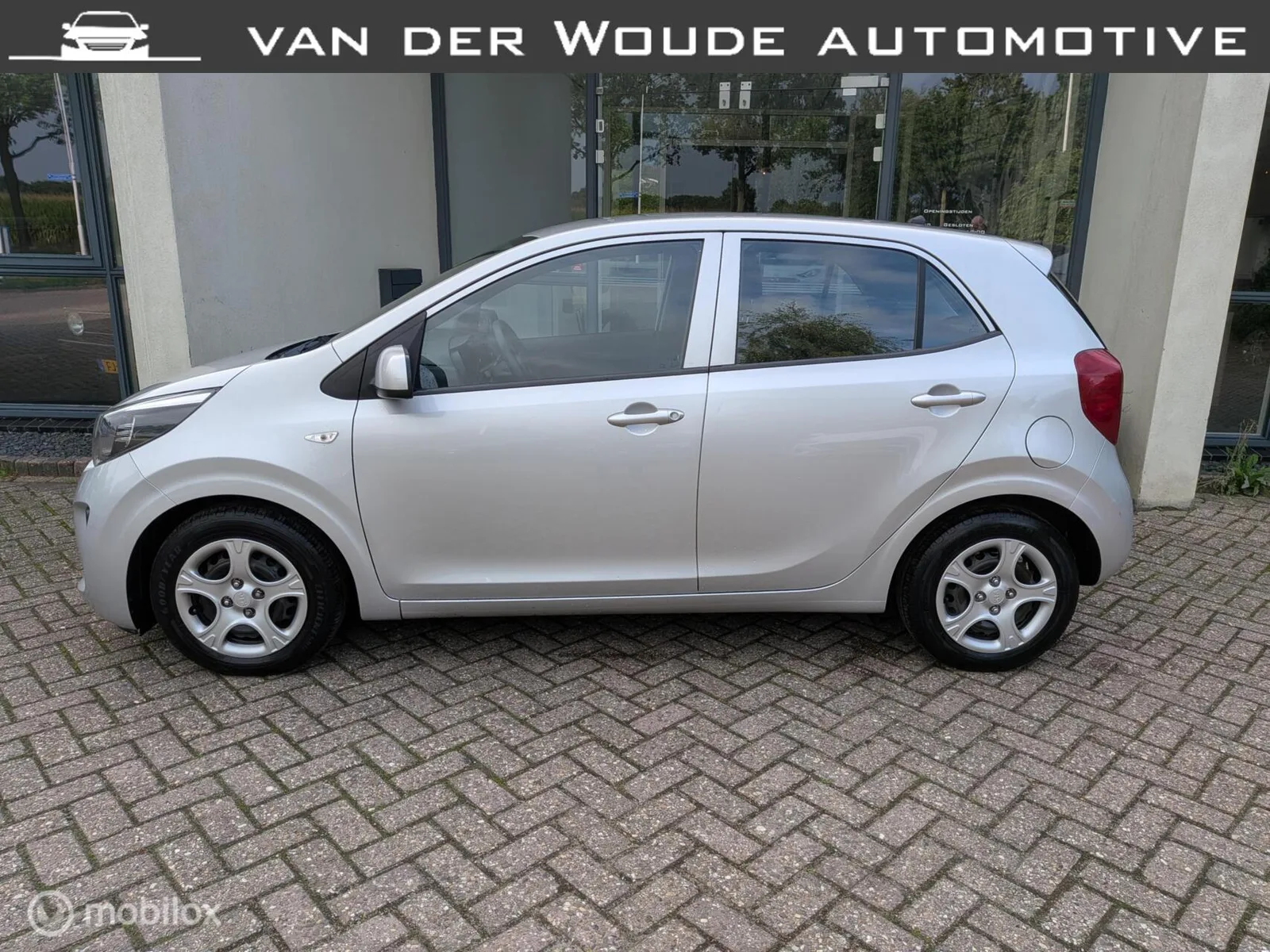 Kia Picanto (2018) — foto 1
