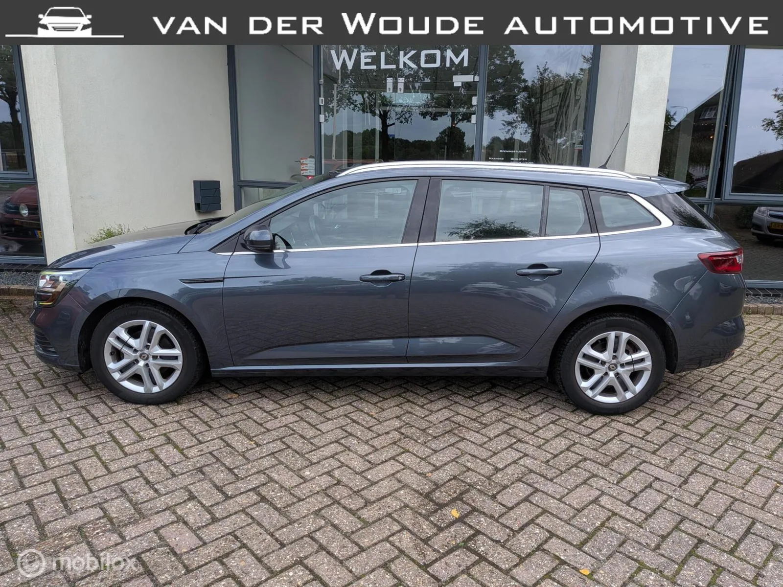 Renault Mégane (2020) — foto 1