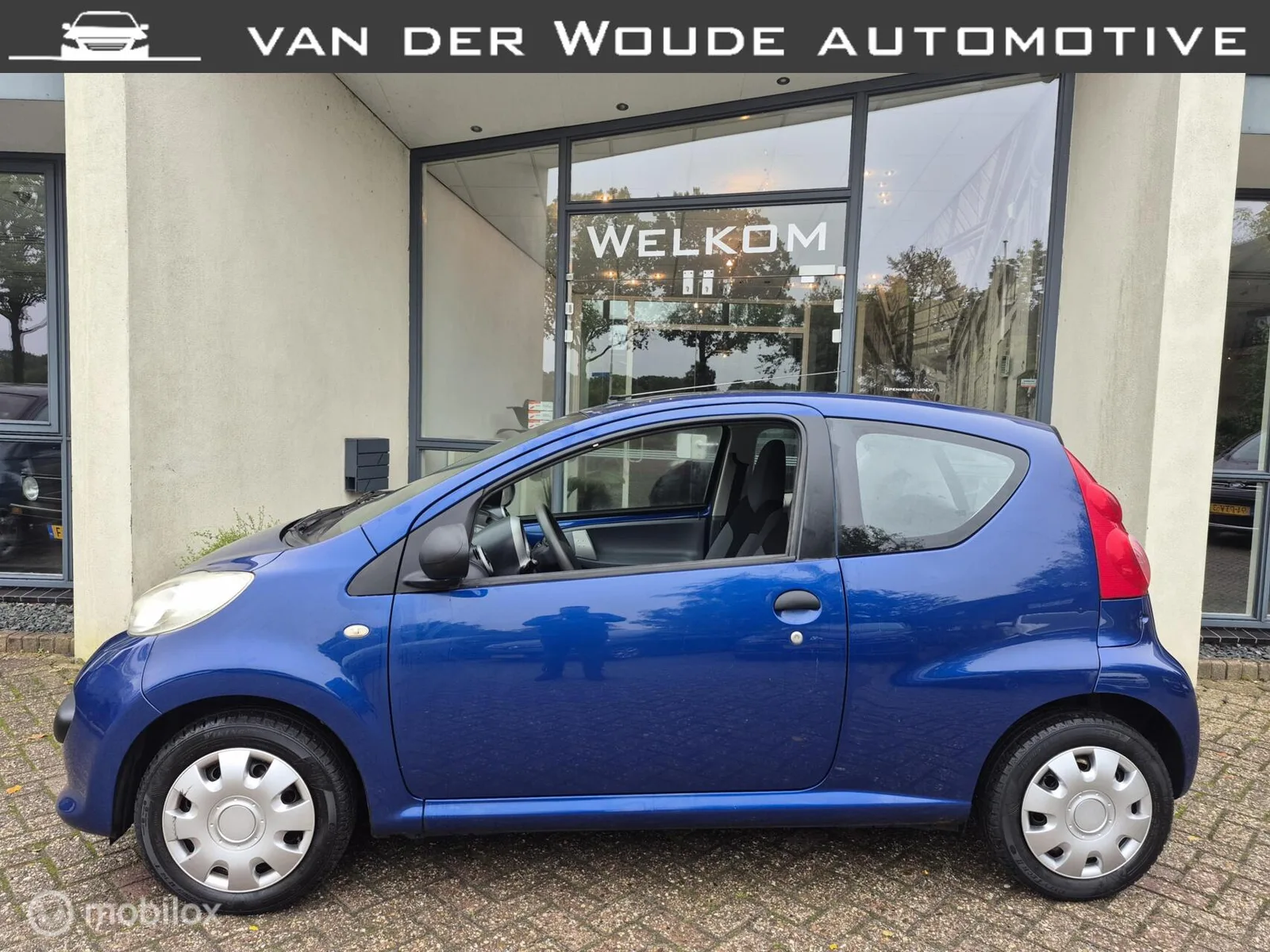 Peugeot 107 (2008) — foto 1