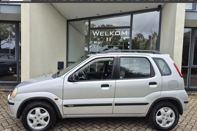 Suzuki Ignis (2003)