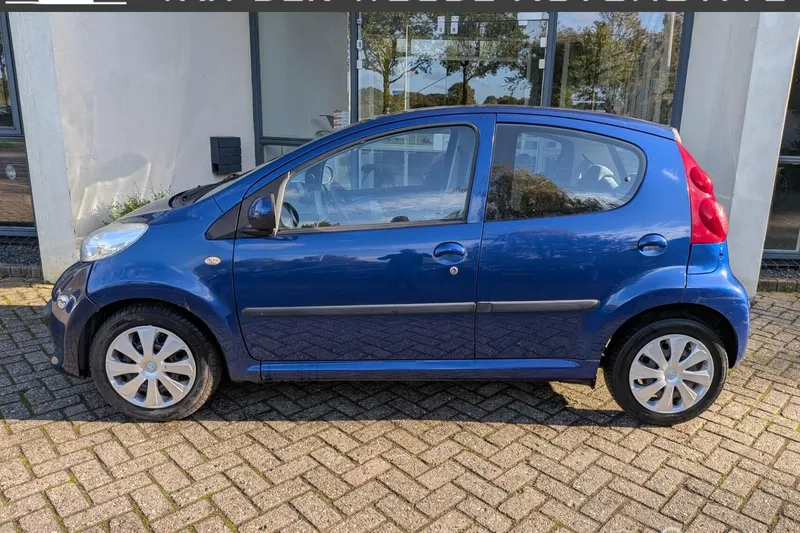 Peugeot 107 (2007)