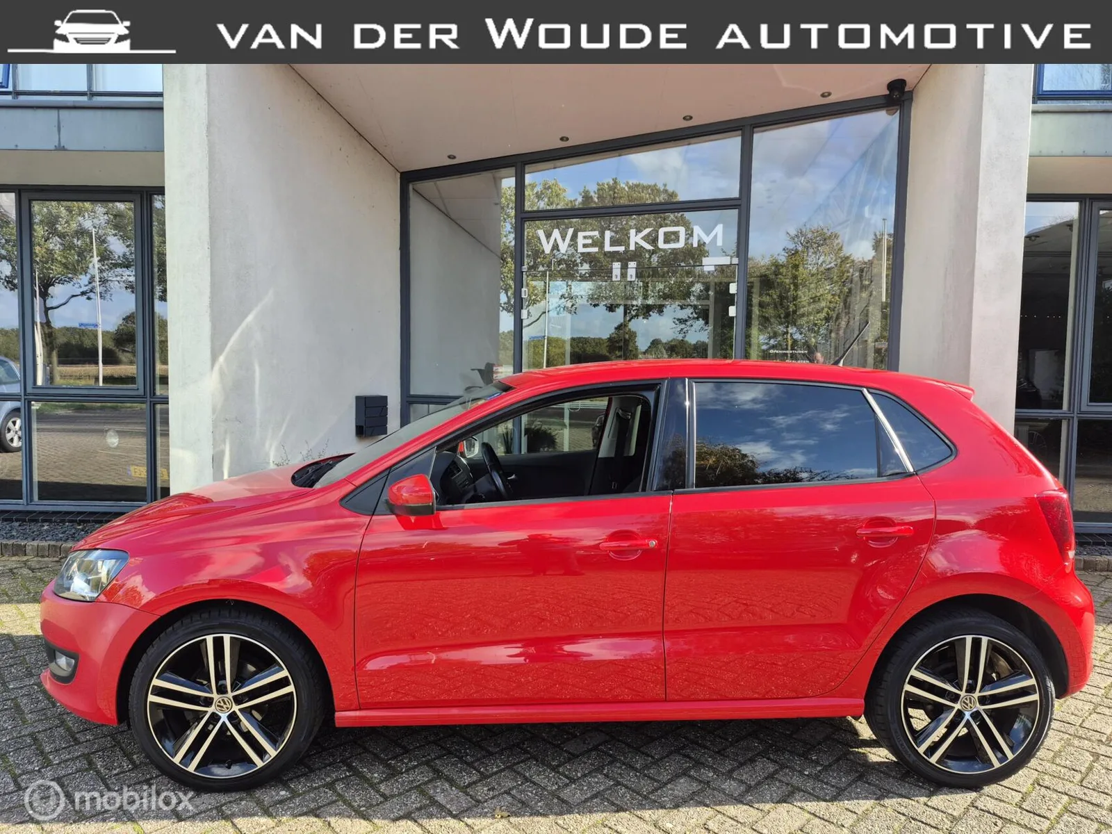 Volkswagen Polo (2013) — foto 1