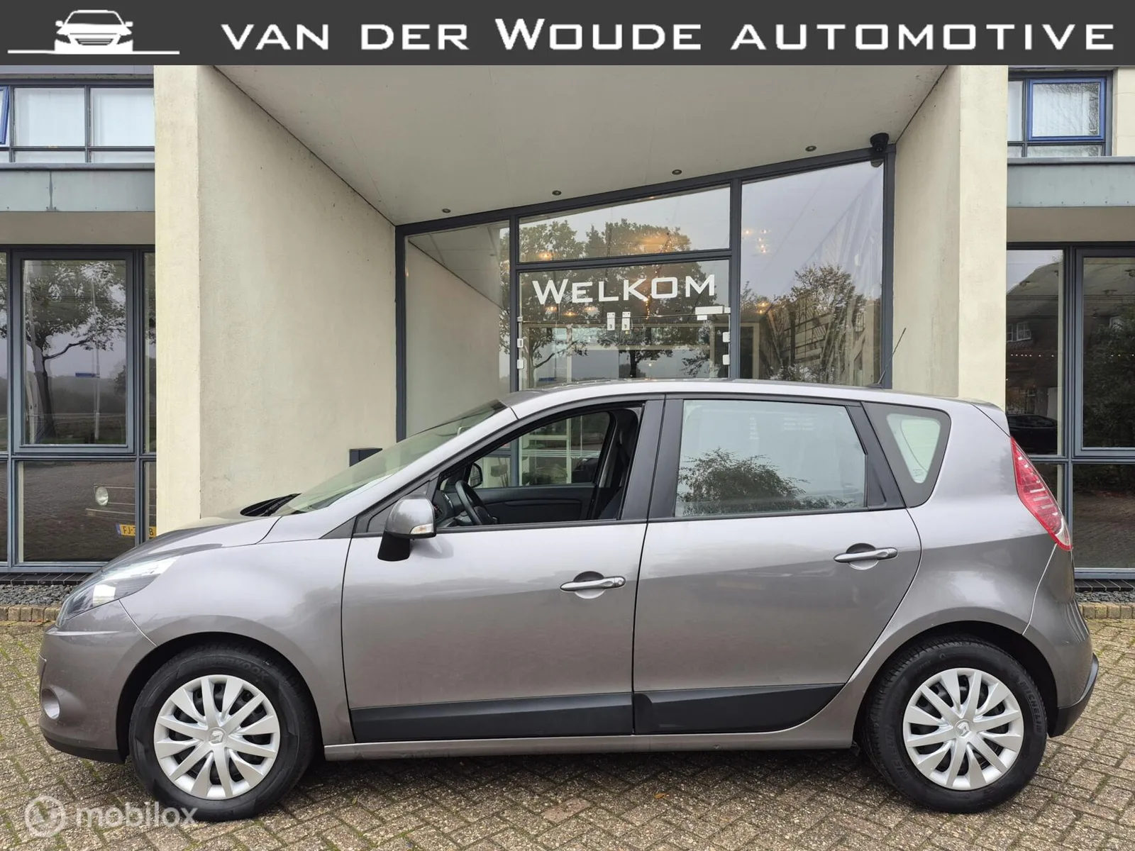 Renault Scénic (2009) — foto 1