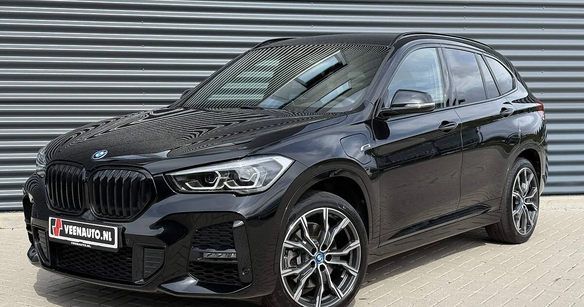 BMW X1 (2022) — foto 1