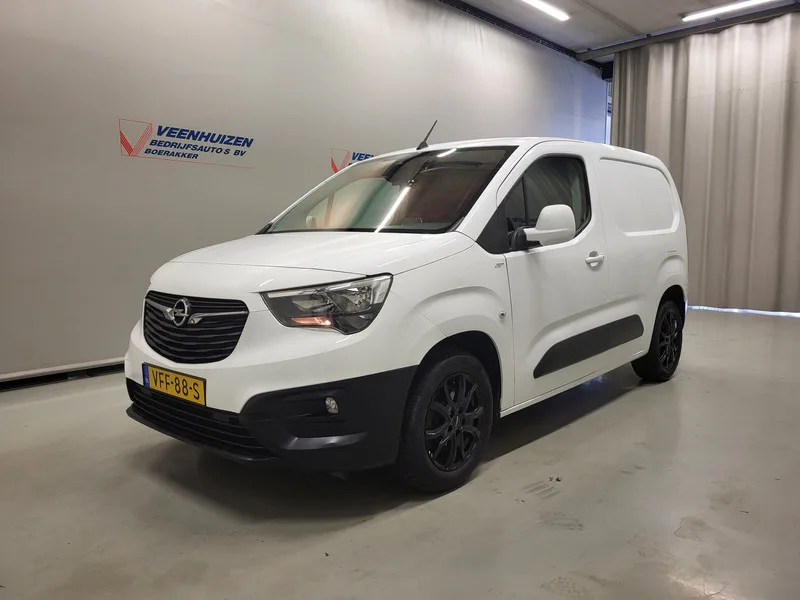 Opel Combo (2020) — foto 1
