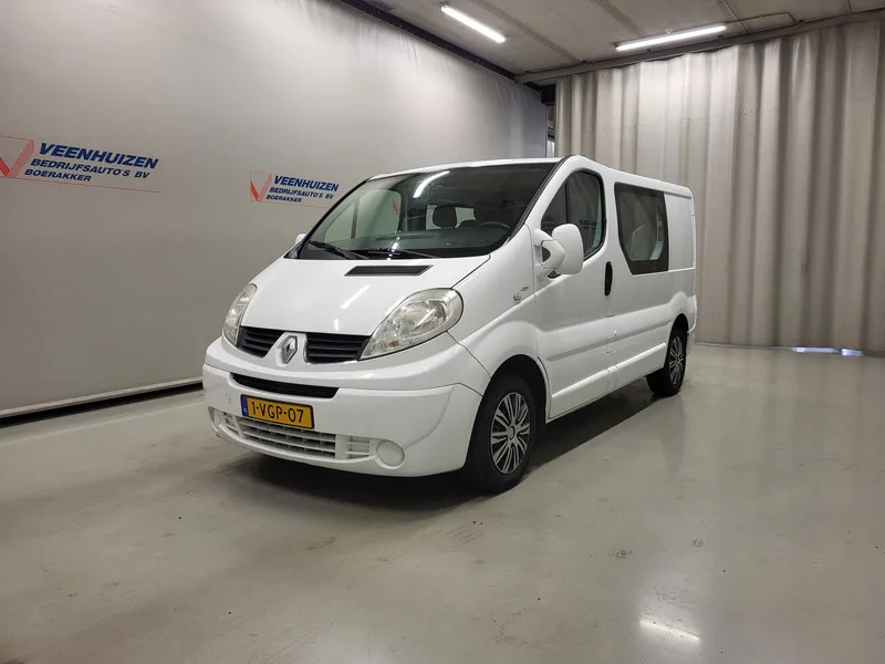 Renault Trafic (2010) — foto 1