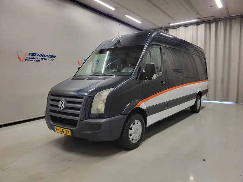 Volkswagen Crafter (2010) — foto 1