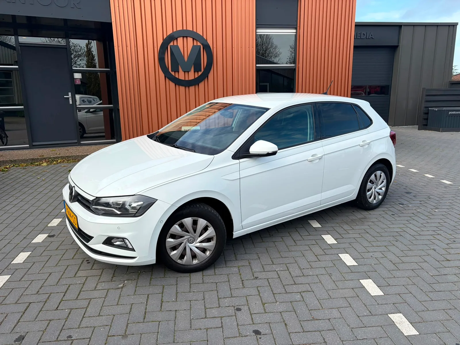Volkswagen Polo (2020) — foto 1
