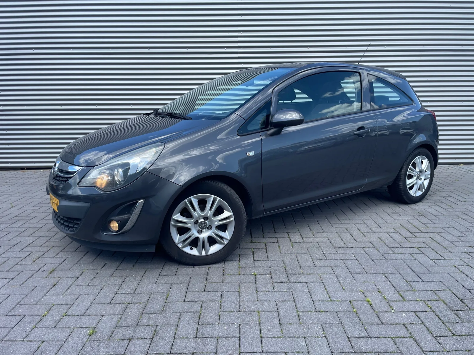 Opel Corsa (2012) — foto 1
