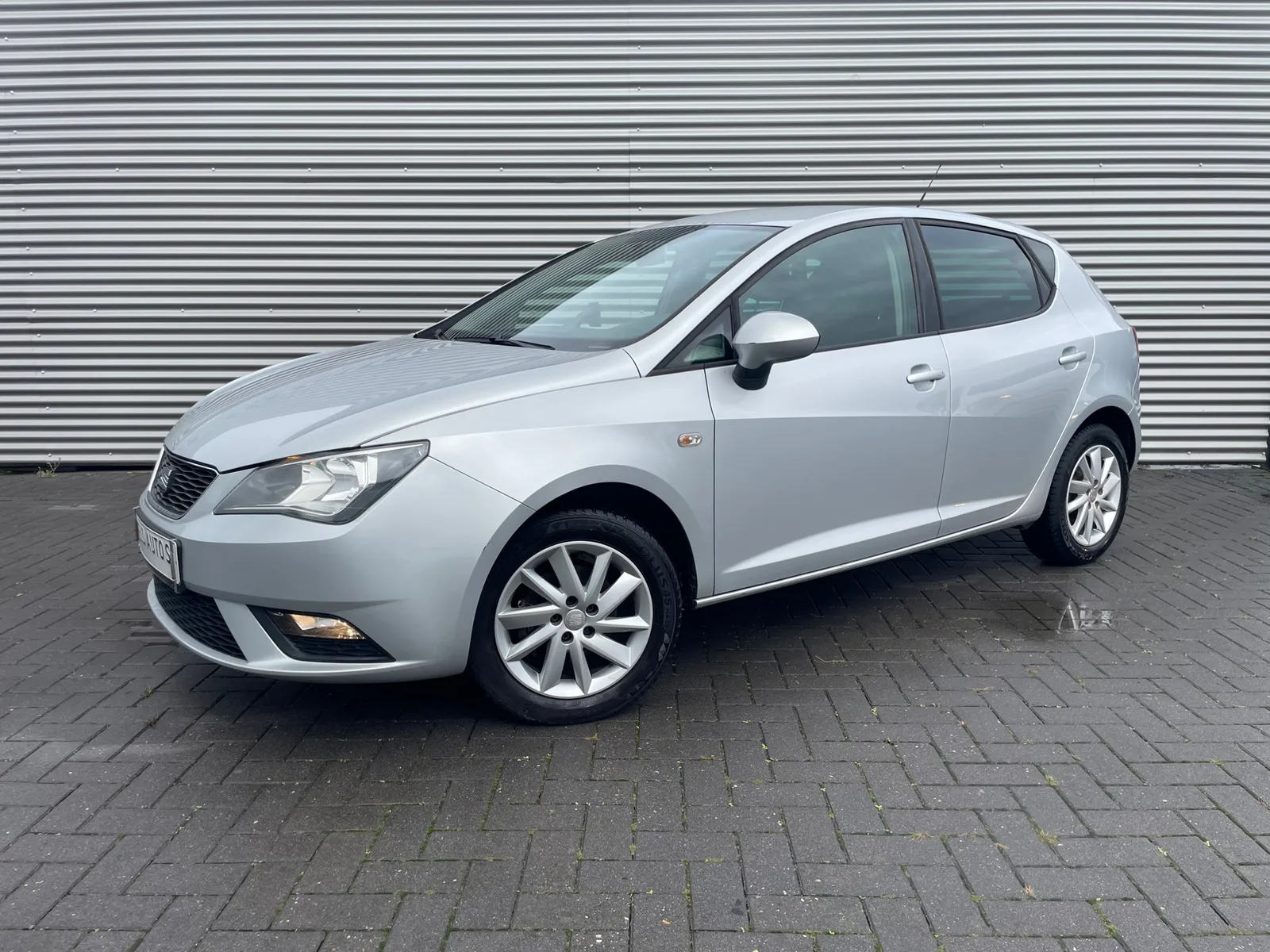 SEAT Ibiza (2013) — foto 1