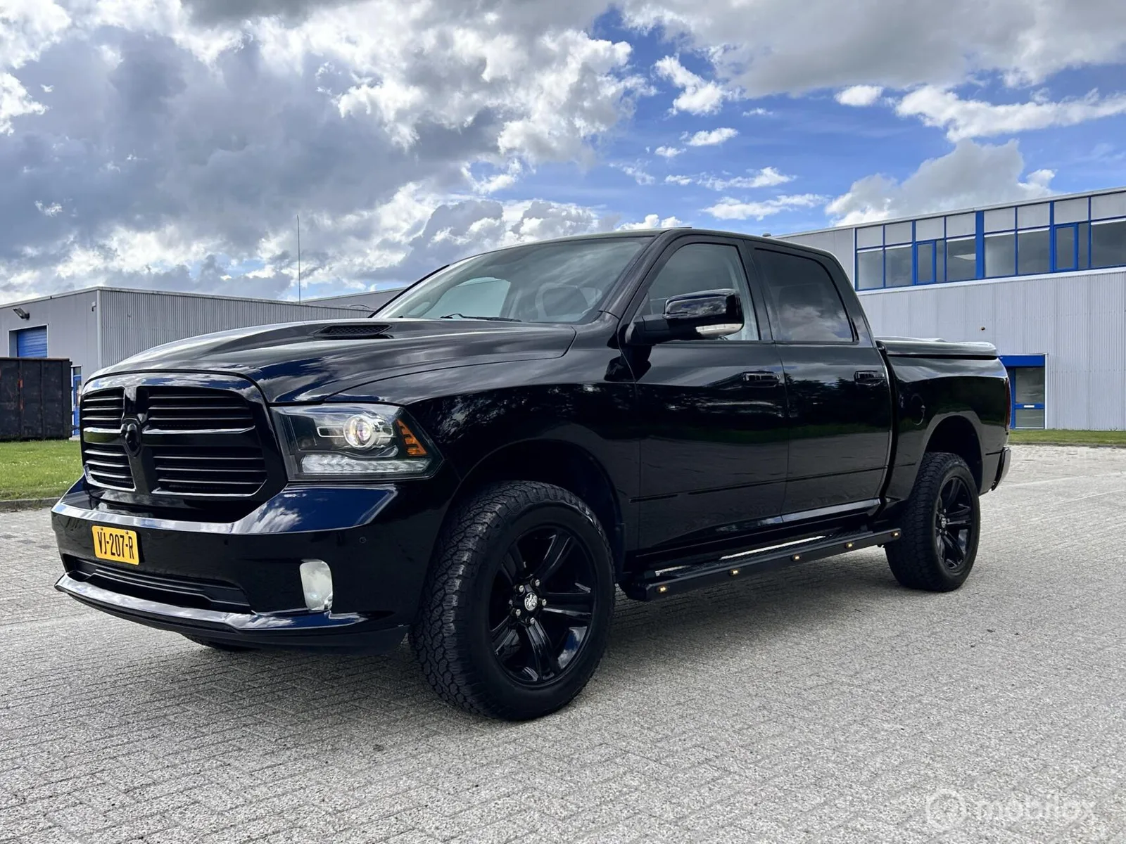 Dodge RAM (2014) — foto 1
