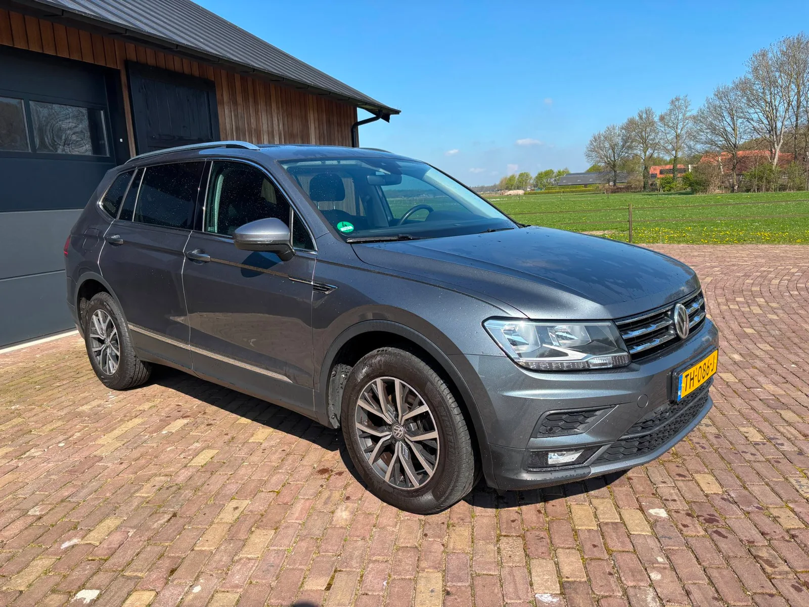 Volkswagen Tiguan All-Space (2018) — foto 1