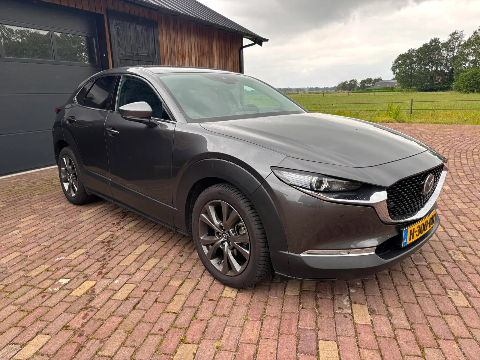 Mazda CX-30 (2020) — foto 1