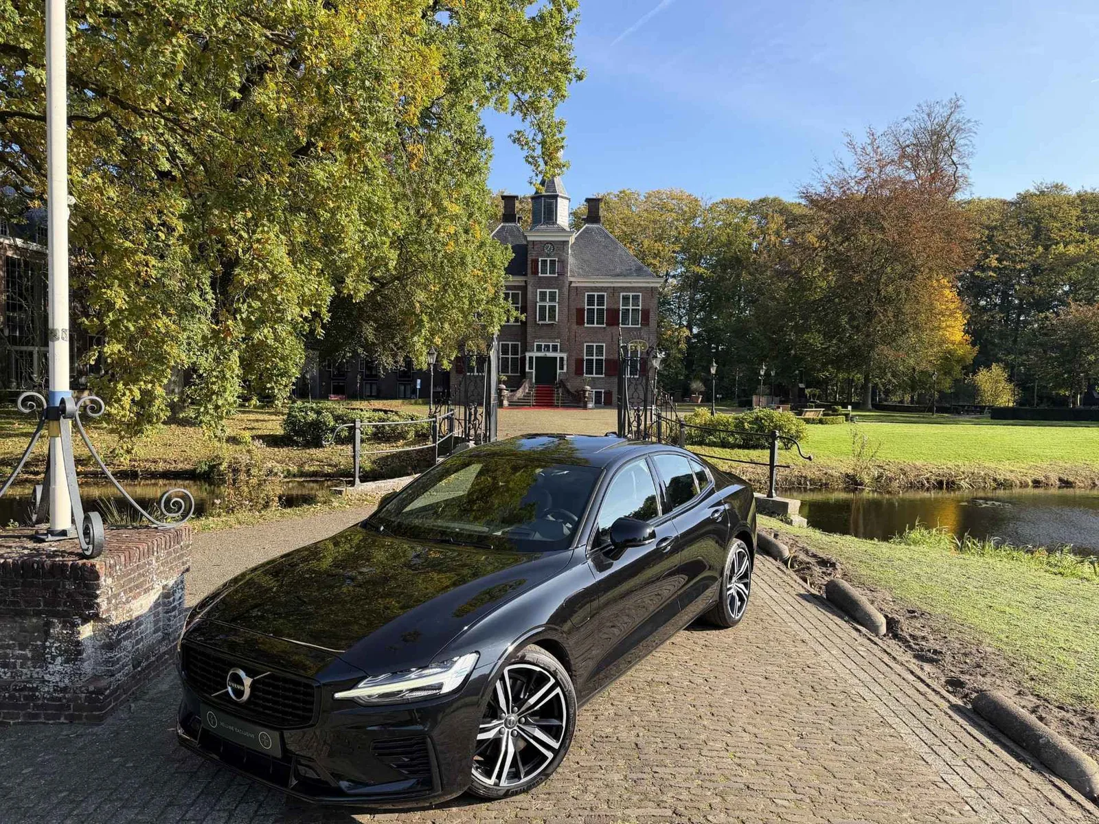Volvo S60 (2020) — foto 1