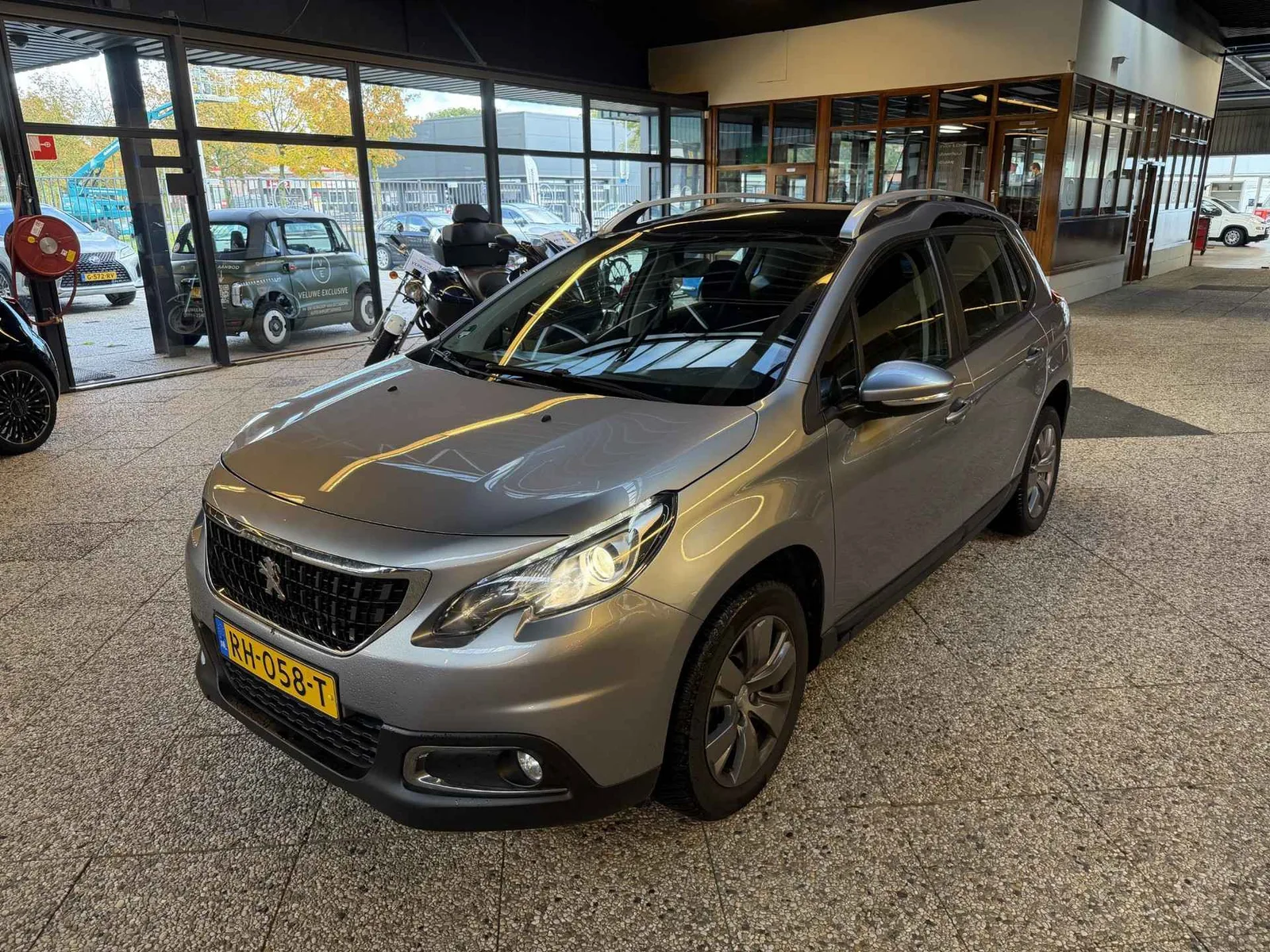 Peugeot 2008 (2017) — foto 1