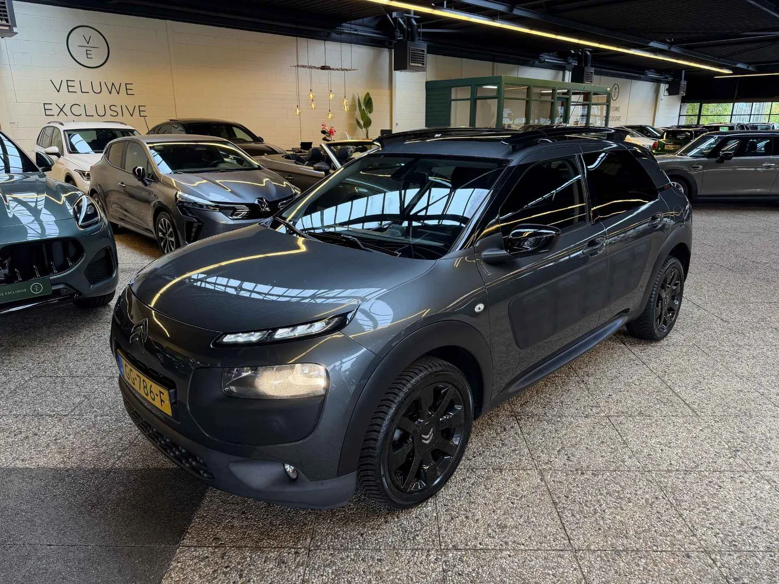 Citroën C4 Cactus (2015) — foto 1