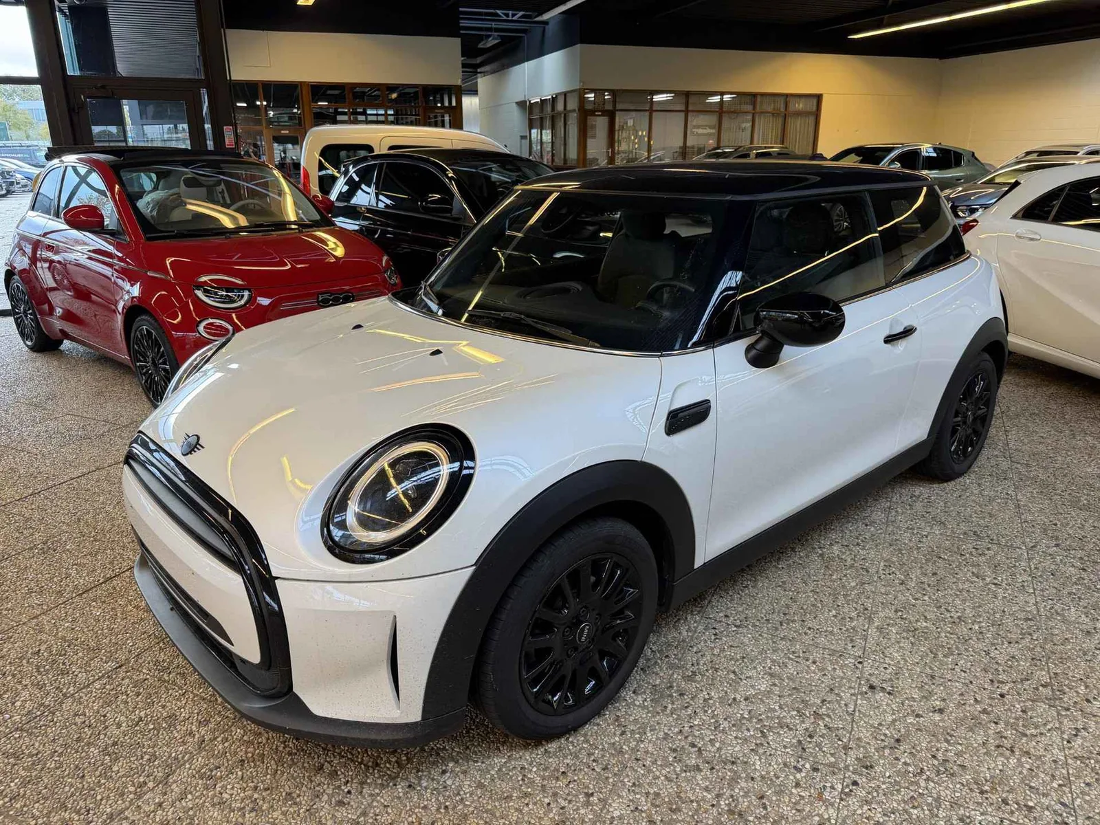 MINI Cooper (2023) — foto 1