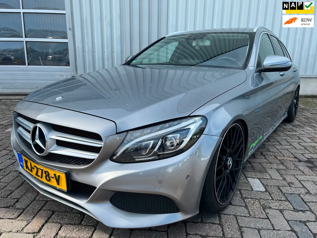 Mercedes-Benz C-Klasse (2016) — foto 1