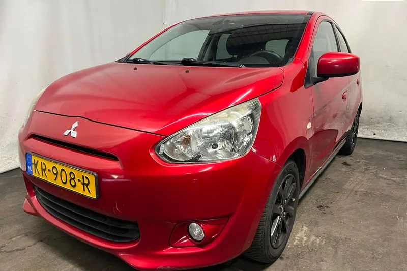Mitsubishi Space Star (2016)