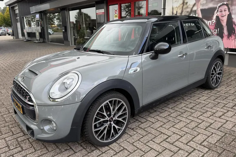 MINI John Cooper Works (2017)