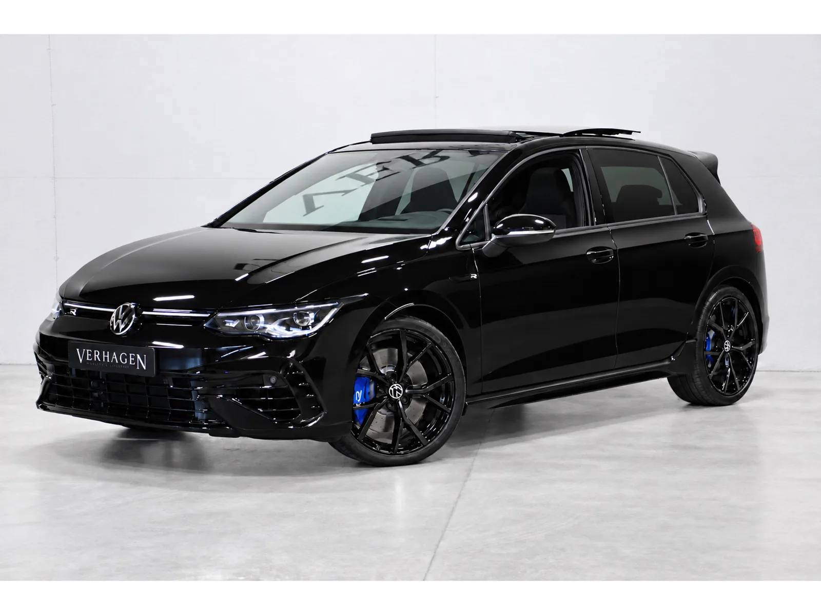 Volkswagen Golf (2021) — foto 1