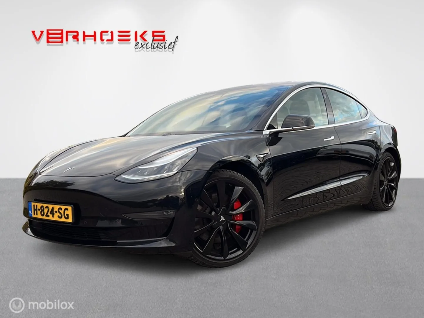 Tesla Model 3 (2019) — foto 1
