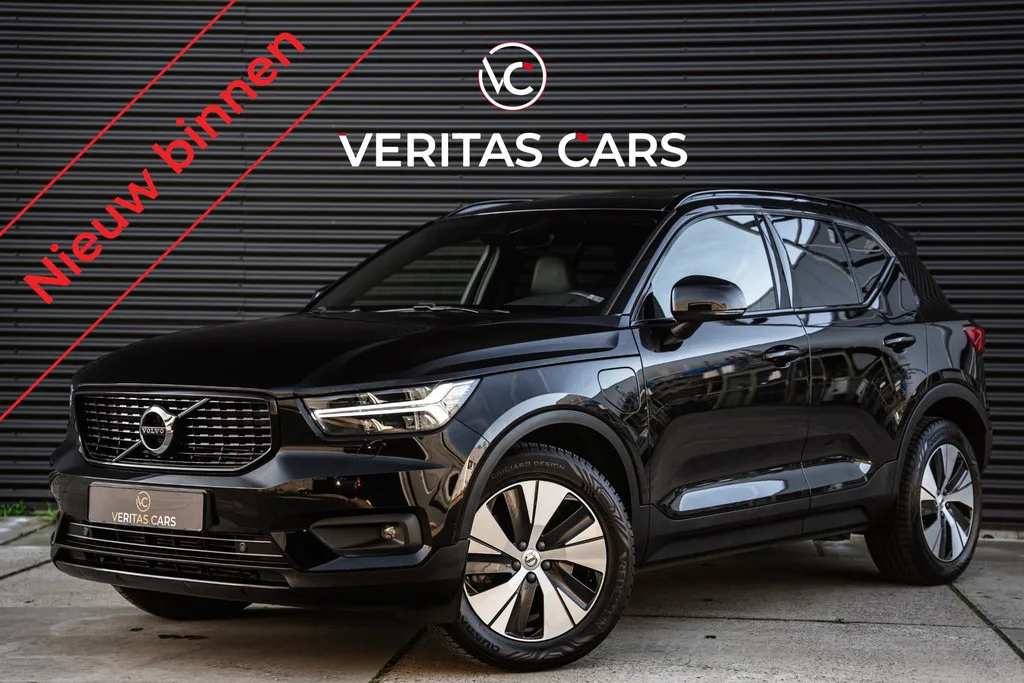 Volvo XC40 (2021) — foto 1