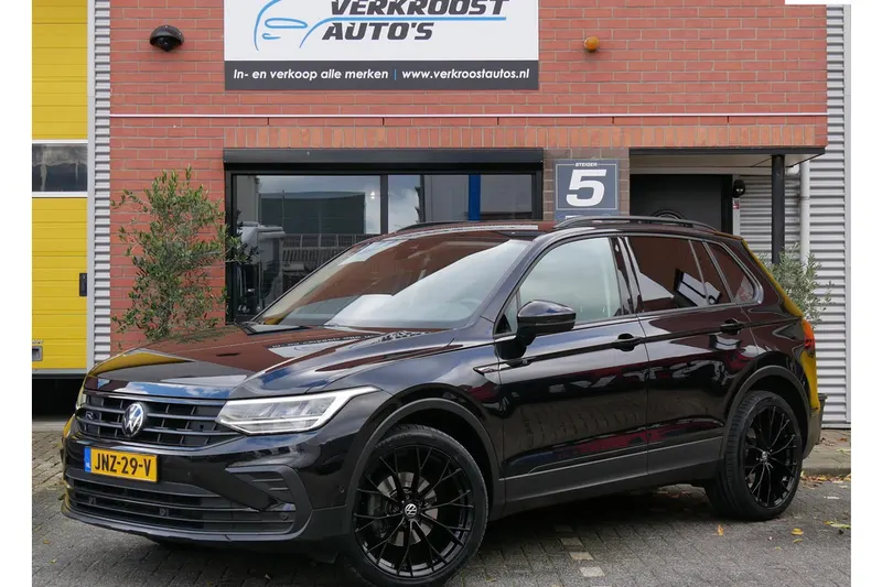Volkswagen Tiguan (2022)