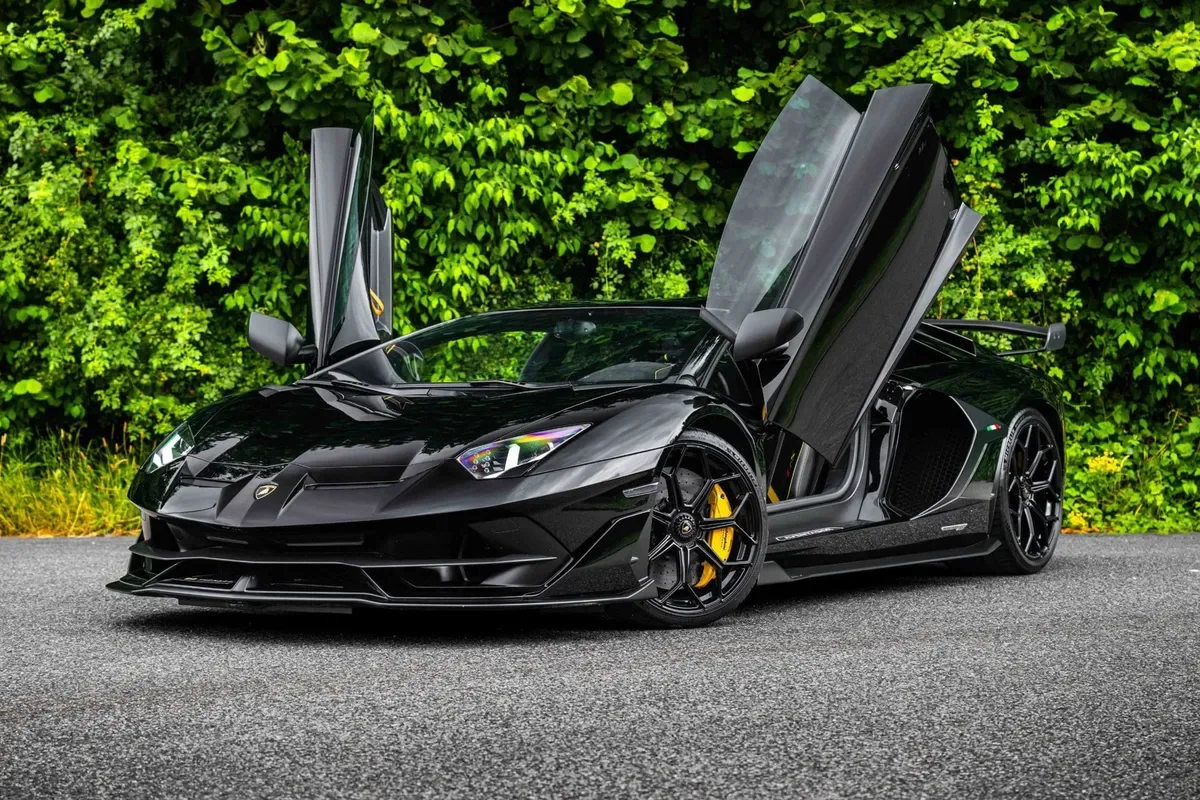 Lamborghini Aventador (2019) — foto 1
