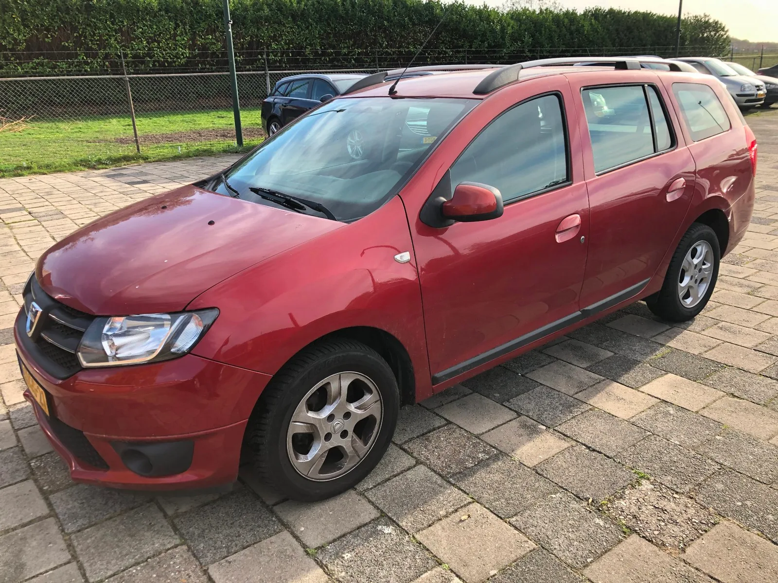 Dacia Logan MCV (2014) — foto 1