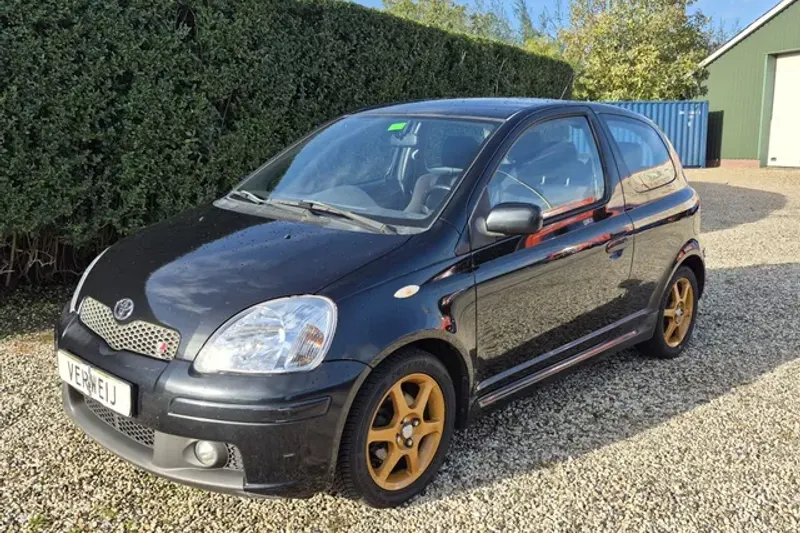 Toyota Yaris (2003)