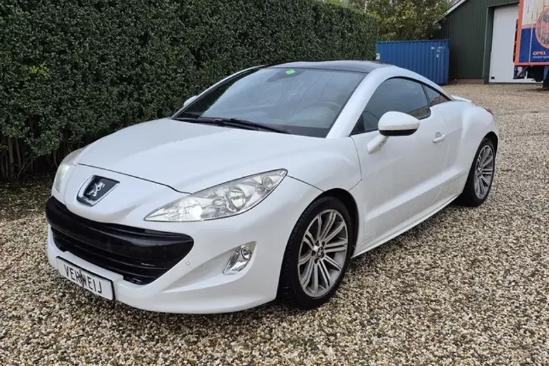 Peugeot RCZ (2011)