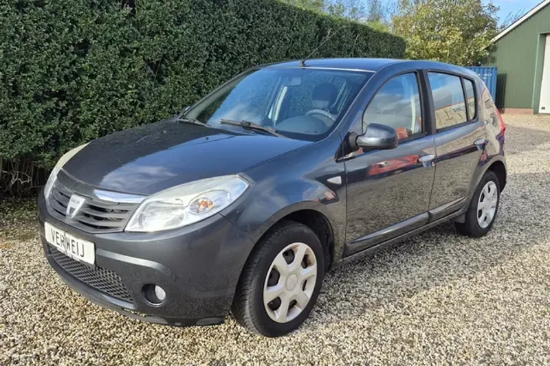 Dacia Sandero (2009)