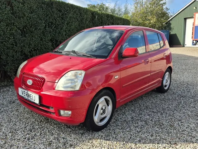 Kia Picanto (2004) — foto 1