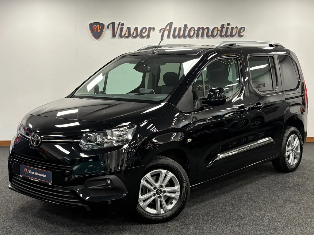 Toyota ProAce City Verso (2022) — foto 1