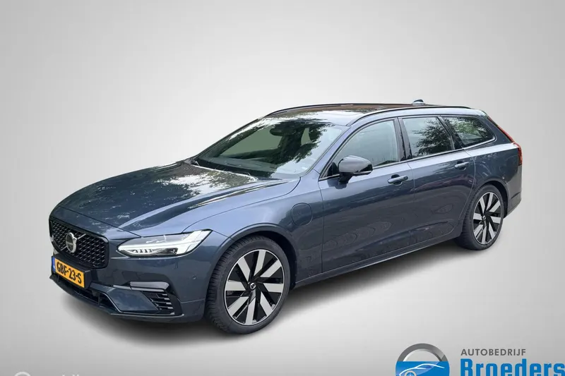 Volvo V90 (2024)