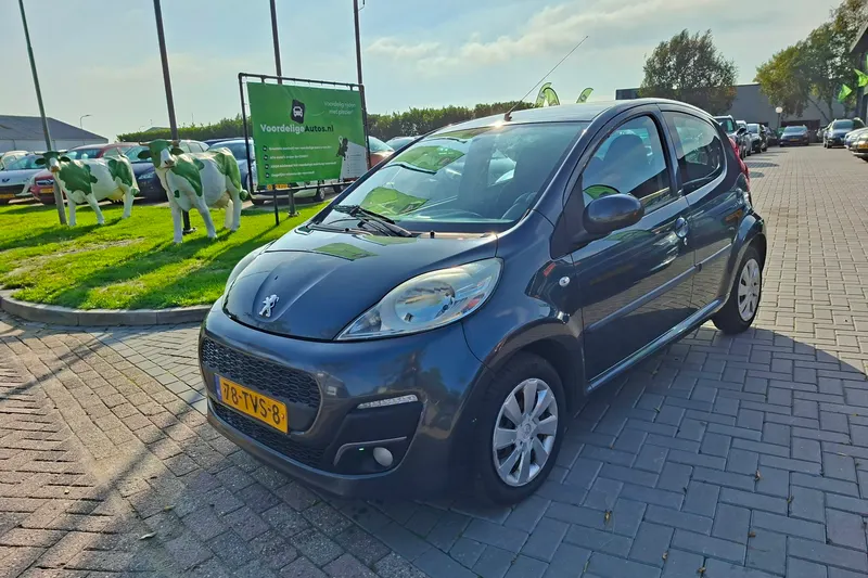 Peugeot 107 (2012)