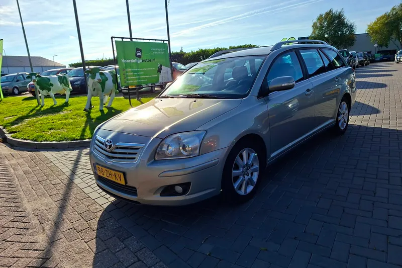 Toyota Avensis (2008)