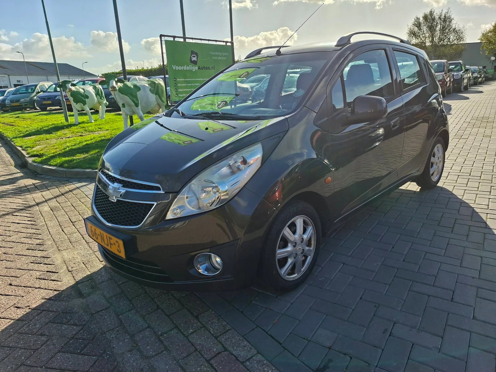 Chevrolet Spark (2010) — foto 1