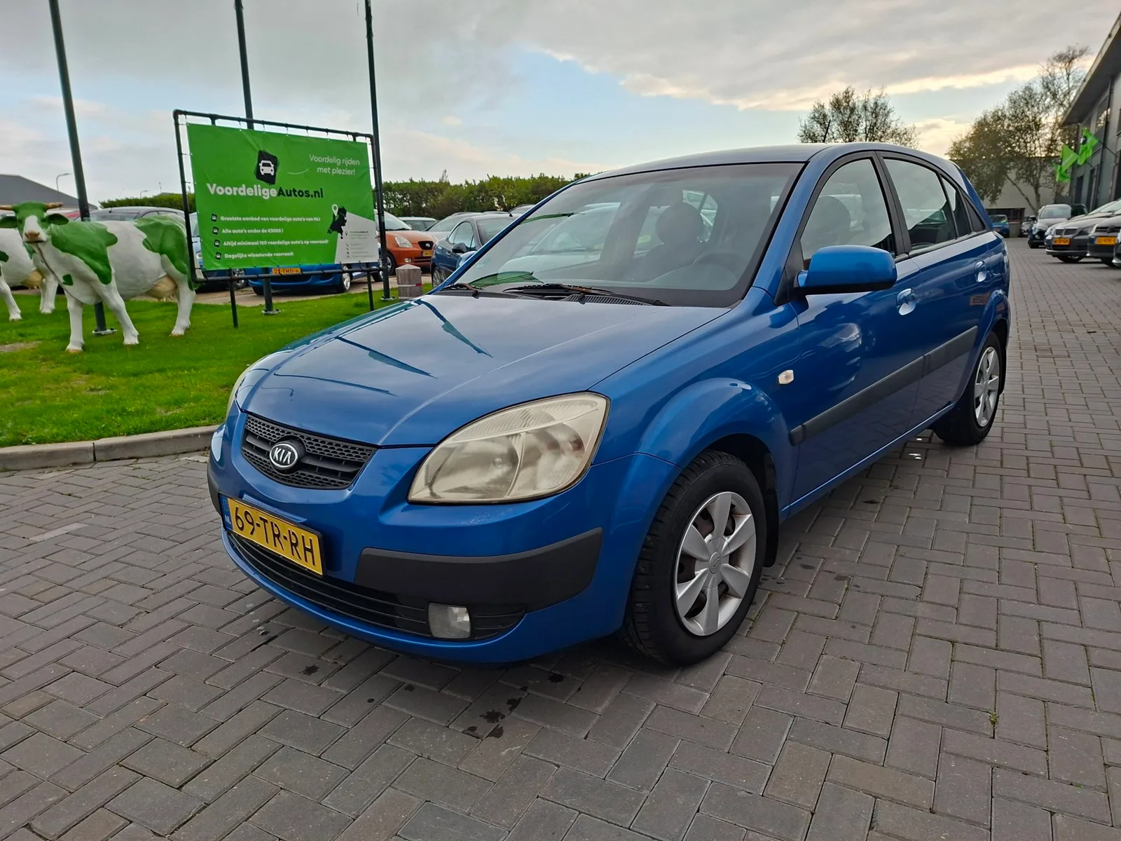 Kia Rio (2007) — foto 1