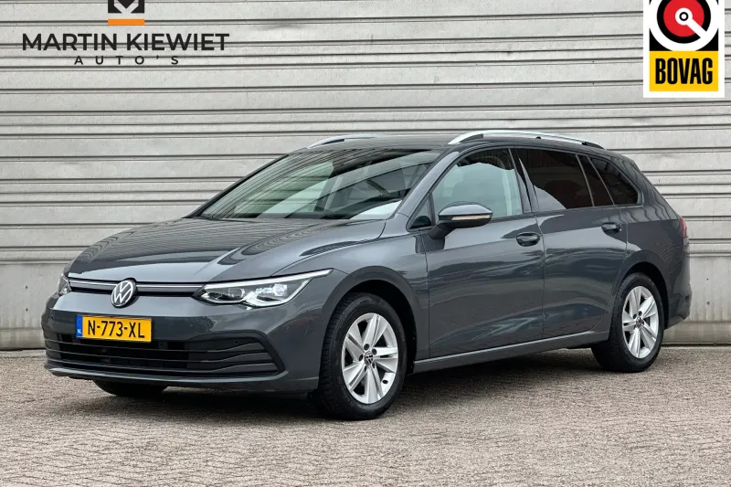 Volkswagen Golf (2022)