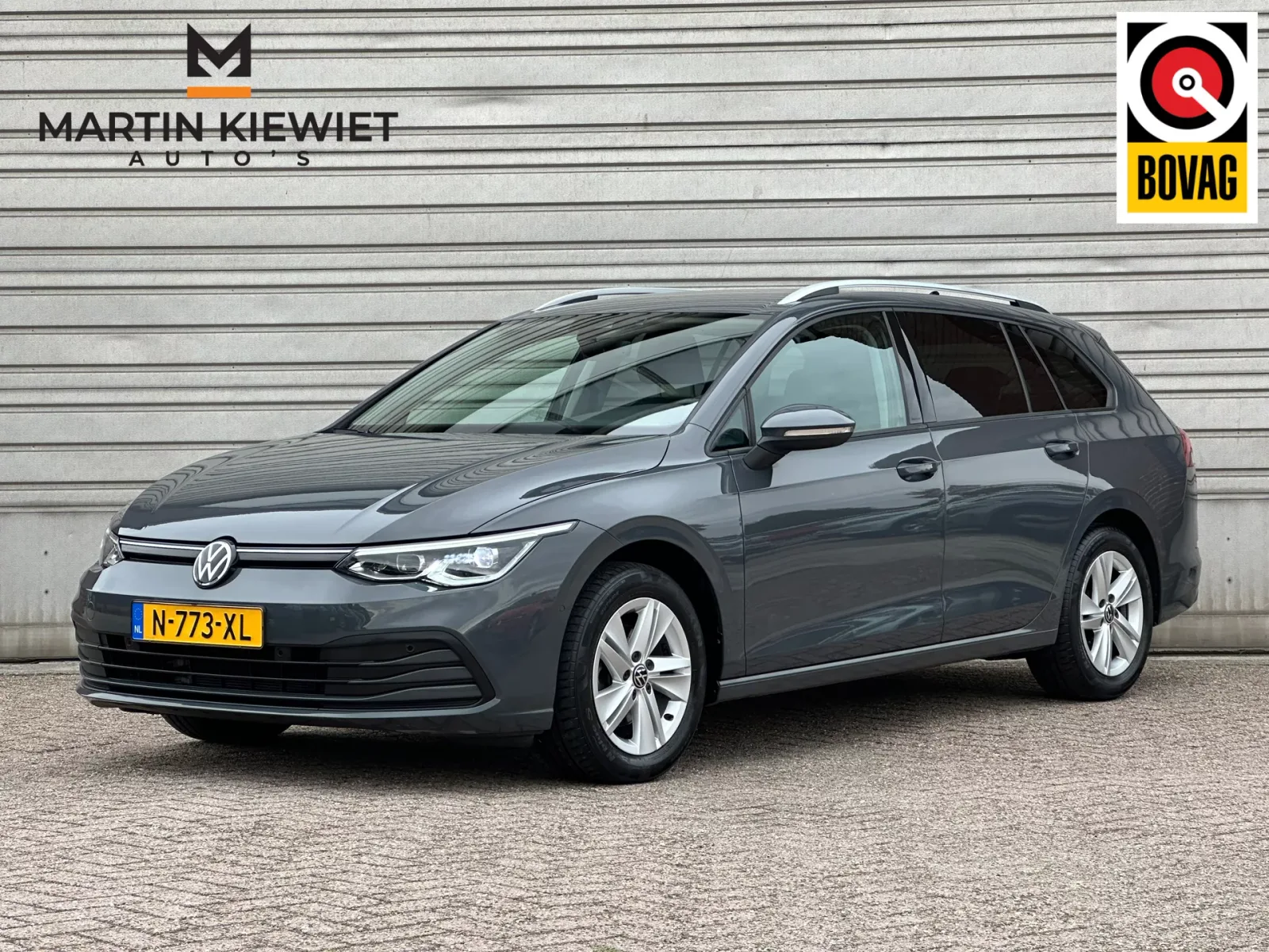 Volkswagen Golf (2022) — foto 1