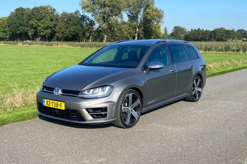 Volkswagen Golf (2015)