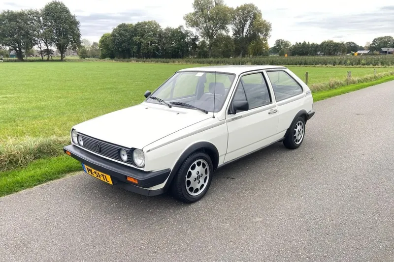 Volkswagen Polo (1986)