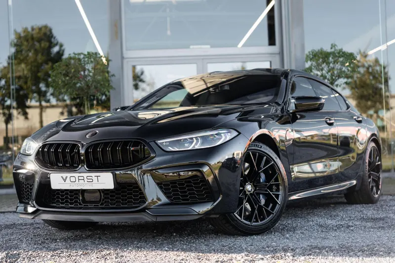 BMW M8 (2021)